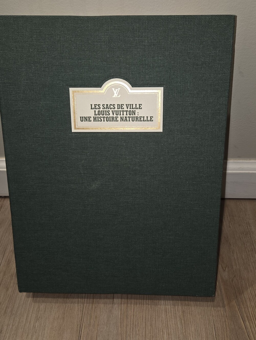 Louis Vuitton Green Hardcover Book – 'Les Sacs de Ville'